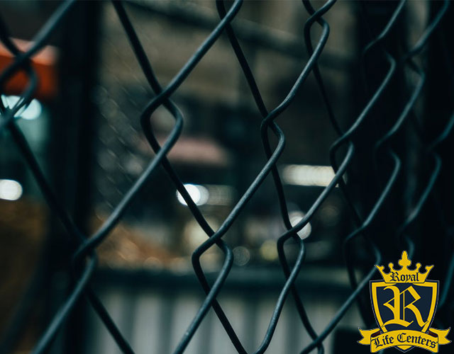 addiction recovery - find what's holding you back - what holds you back in addiction treatment - what holds you back in addiction recovery